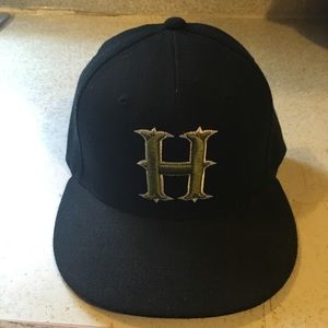 Heavyweights SnapBack hat never worn